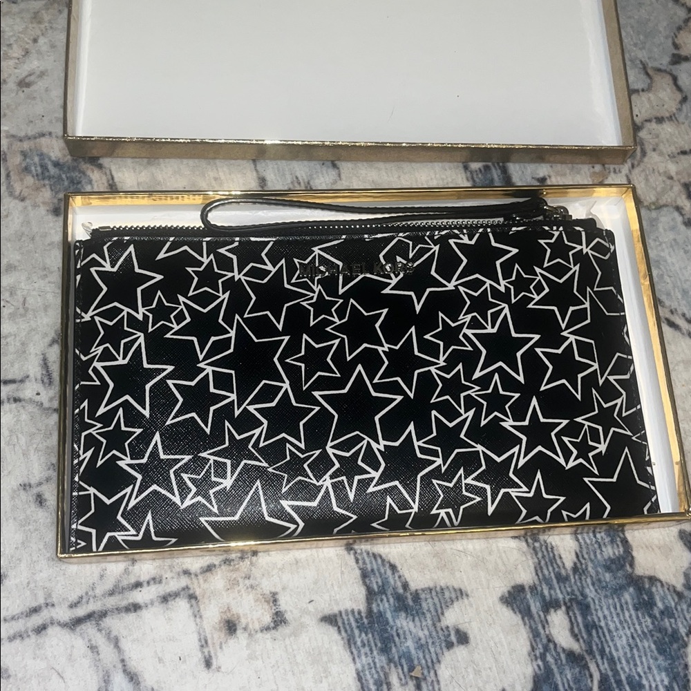 Michael Kors Stars Large Wristlet, NIB
